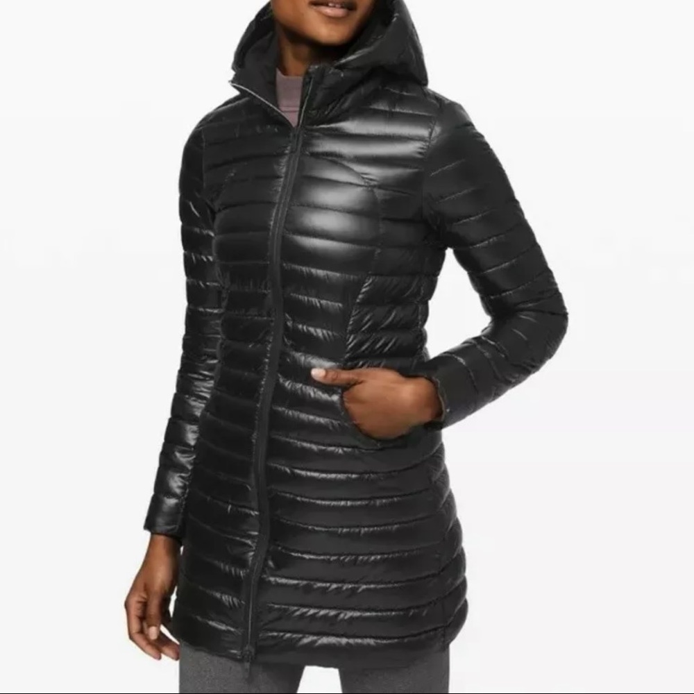 New with tags lululemon black long puffer jacket size 4